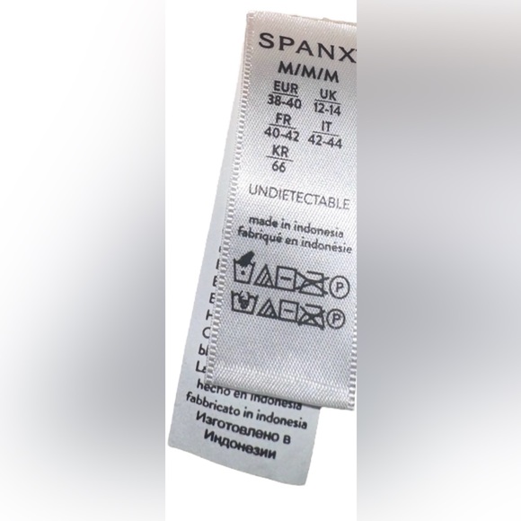 SPANX Bandeau bra - Picture 3 of 4